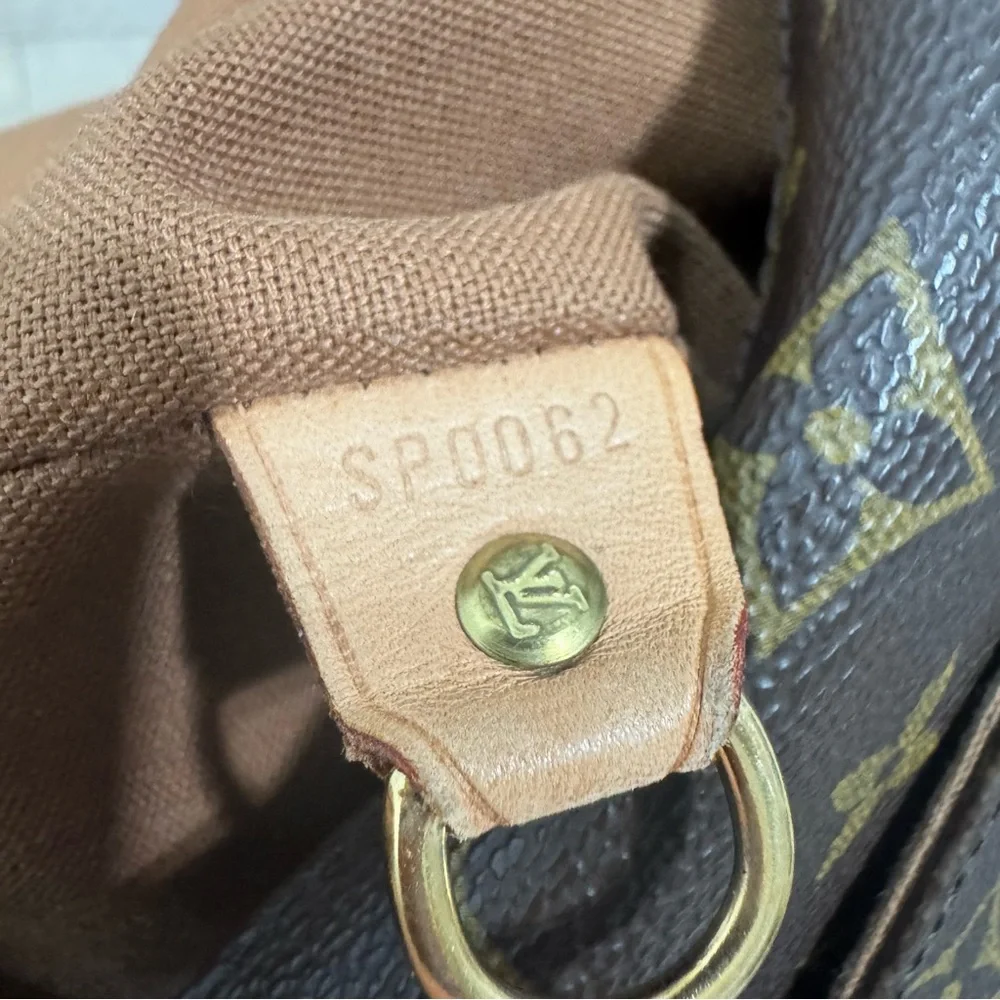 Louis Vuitton Monogram Messenger Bag 2002 France Vintage